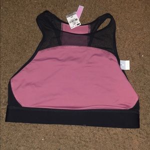 VS pink sports bra